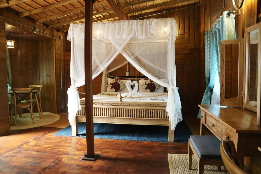 Loghome Boutique Chiang Mai Eksteriør billede